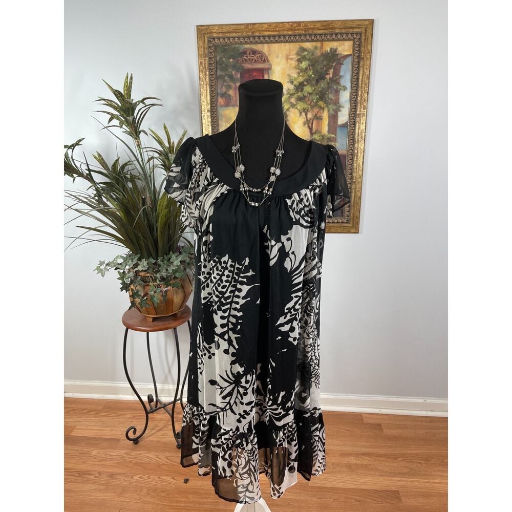 Jonathan Martin Dress Womens 12 Black White Floral Pleated Monochrome Art Deco‎